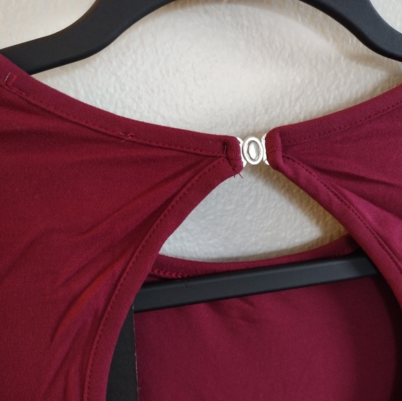 ✨NEW Yelete maroon bodysuit size medium✨ - Picture 6 of 7